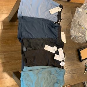 Lot of 5 Vuori mens solids and camo striped lined shorts size L 7.5” inseam NWT